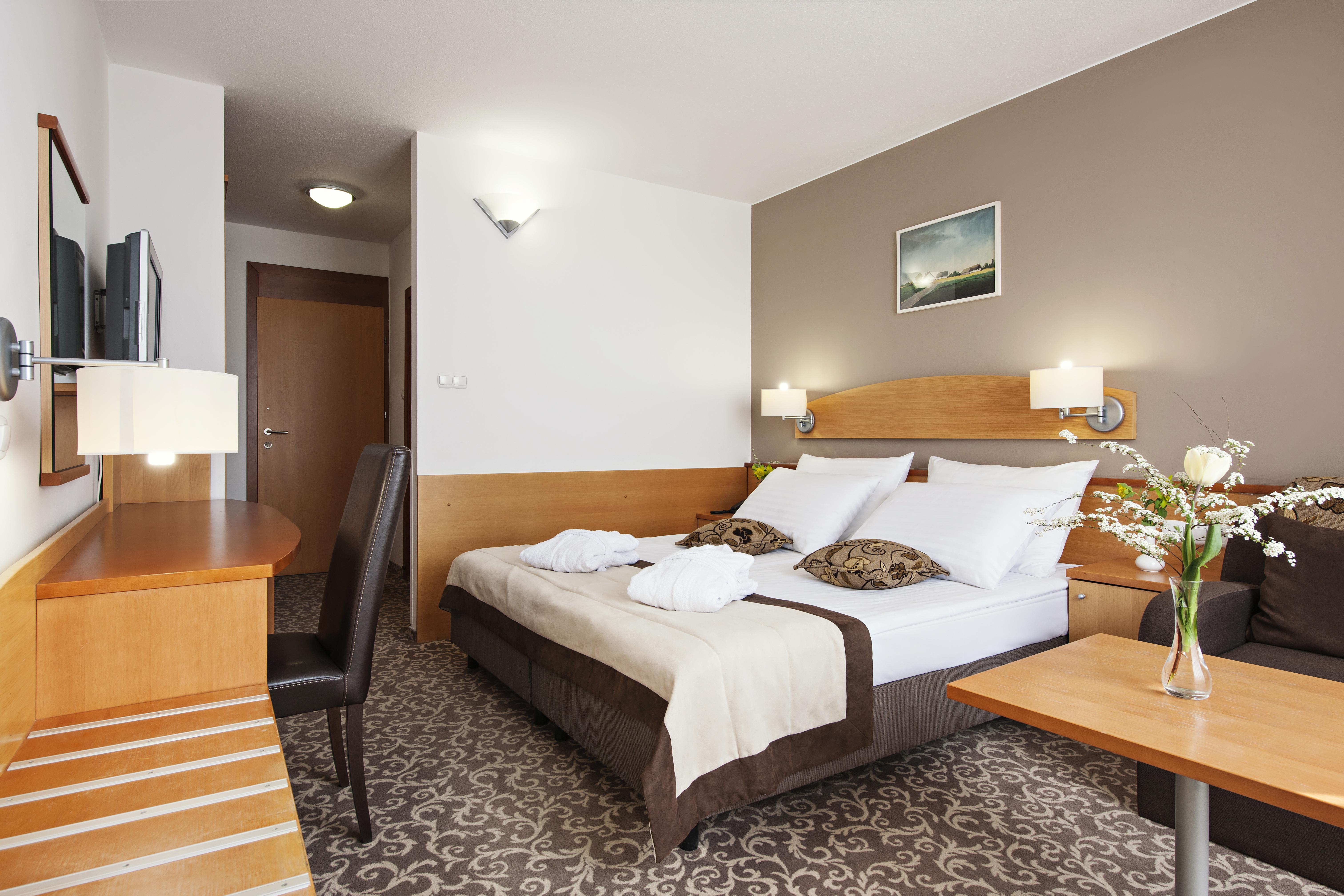 Hotel Termal - Terme 3000 - Sava Hotels & Resorts Moravske Toplice Exterior photo
