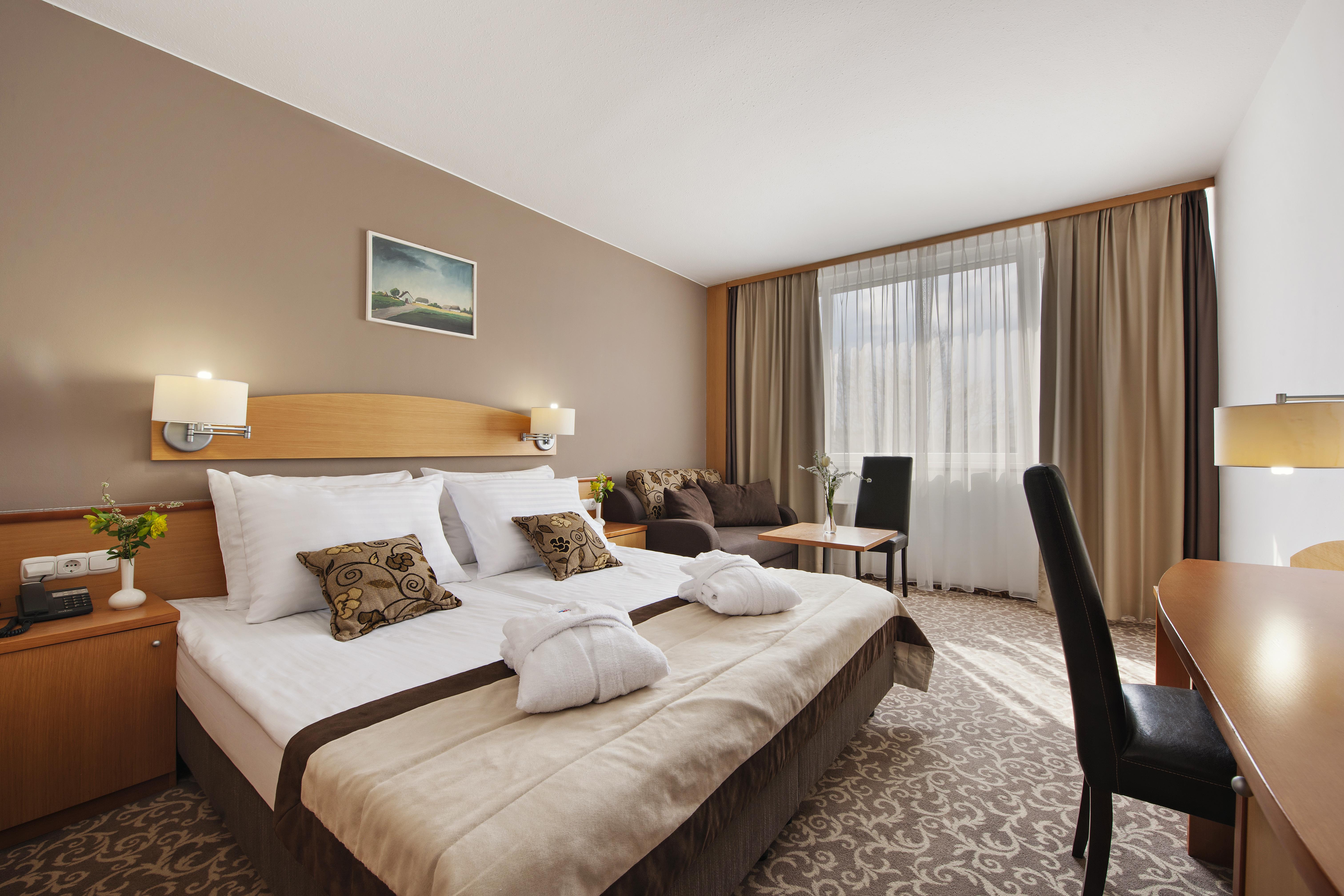 Hotel Termal - Terme 3000 - Sava Hotels & Resorts Moravske Toplice Exterior photo